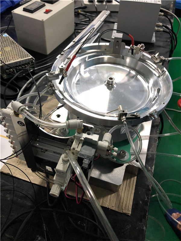 振動盤送料整機(jī) (2)
