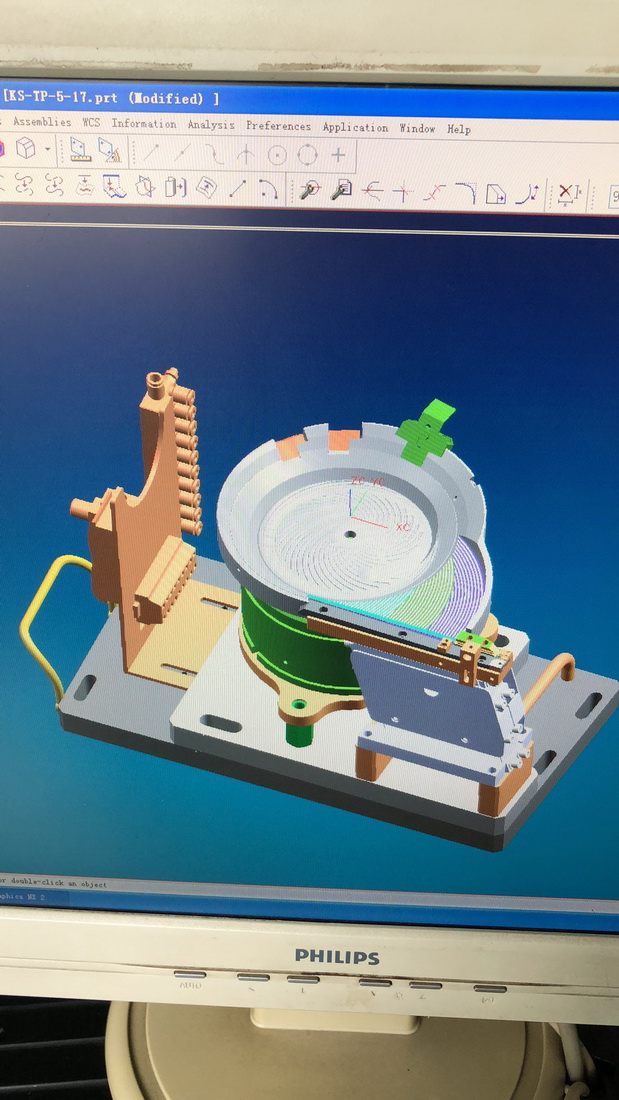 振動盤整機設計 (4)