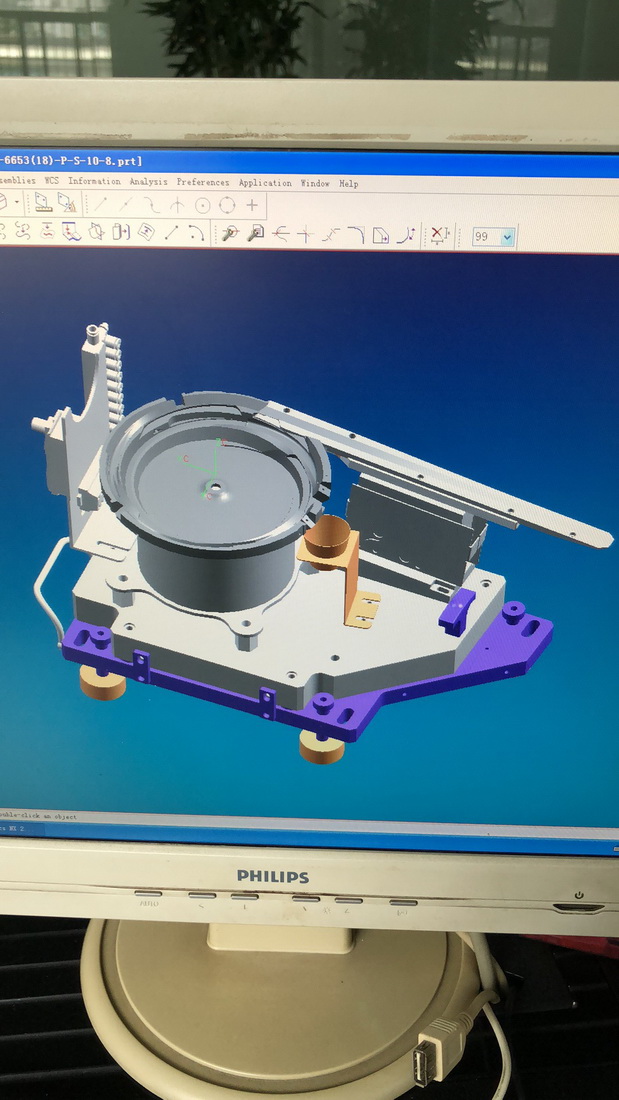 振動盤整機設計 (2)